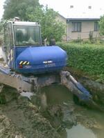 Oprava zdi potoka u bývalé moštárny